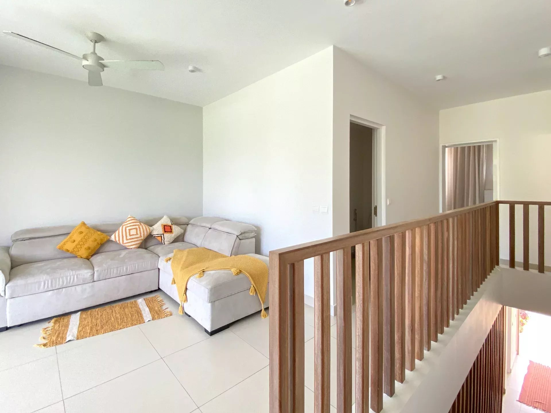GRAND GAUBE - magnificent modern duplex by the Barachois
