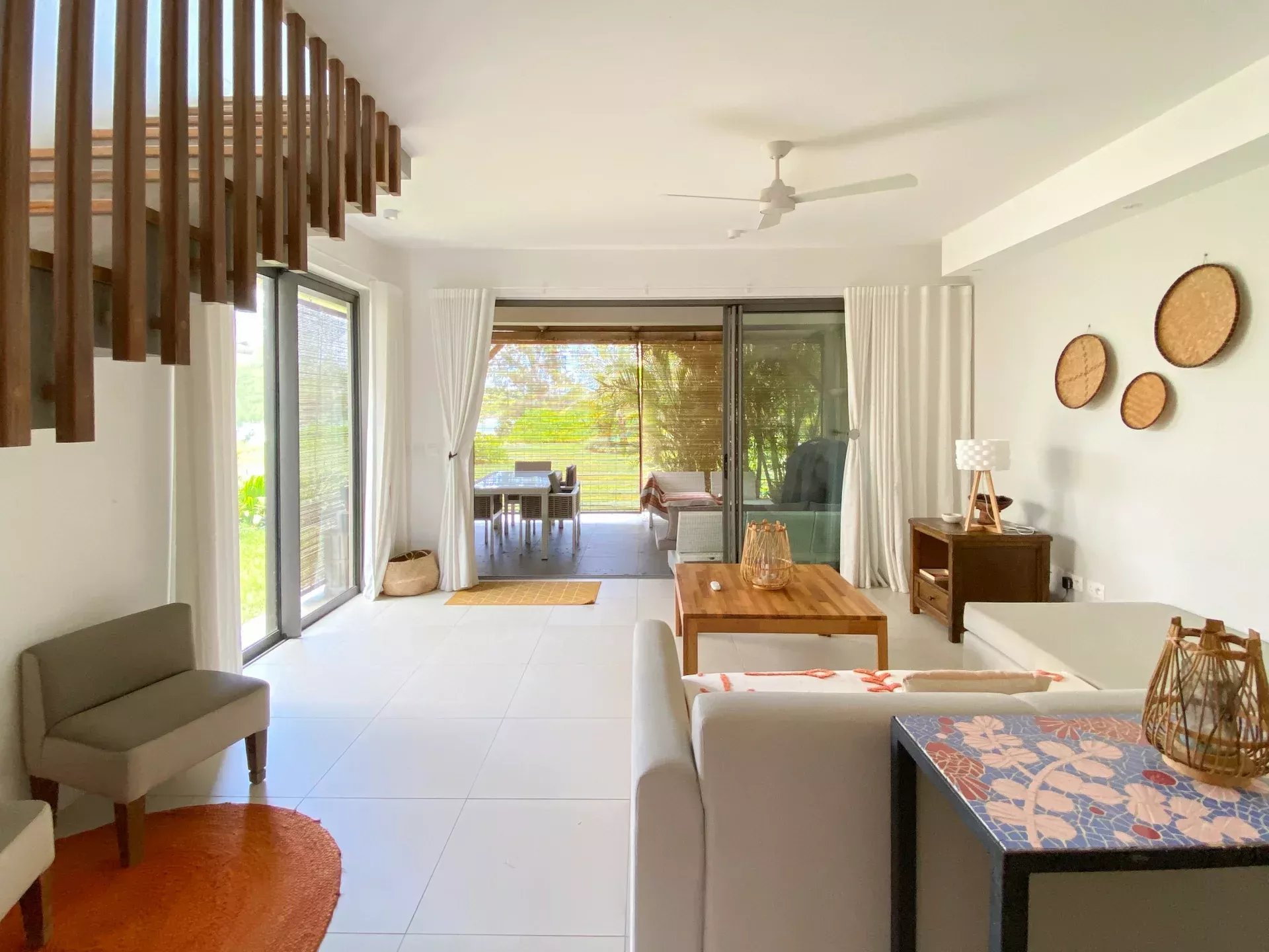 GRAND GAUBE - magnificent modern duplex by the Barachois