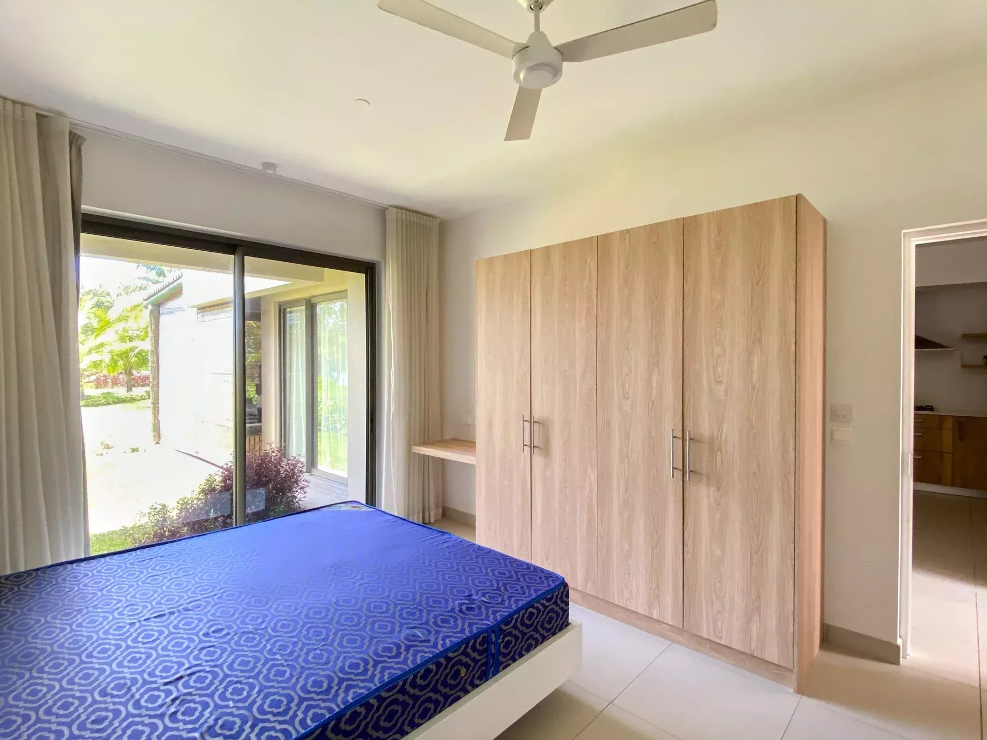 GRAND GAUBE - magnificent modern duplex by the Barachois