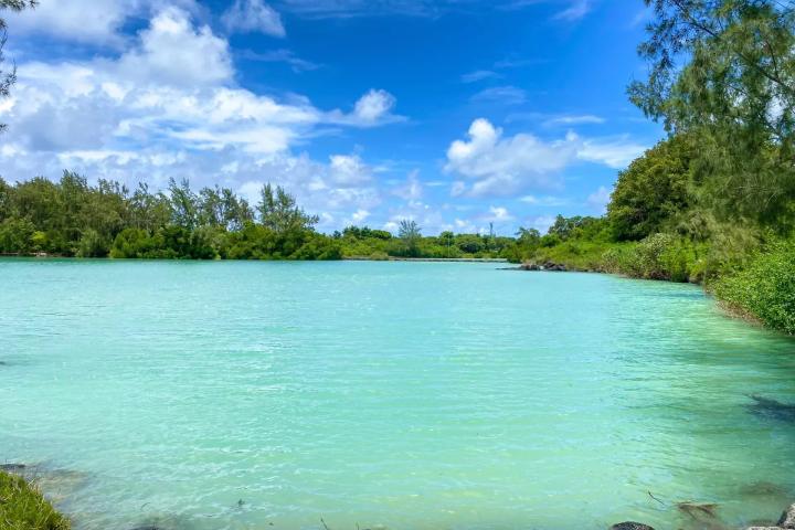 GRAND GAUBE – Magnifique duplex moderne au bord du Barachois à louer