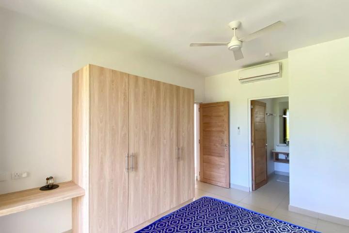 GRAND GAUBE – Magnifique duplex moderne au bord du Barachois à louer
