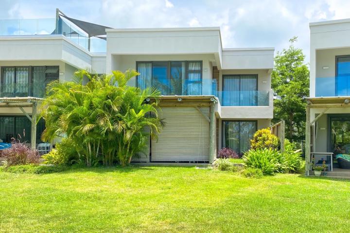GRAND GAUBE – Magnifique duplex moderne au bord du Barachois à louer