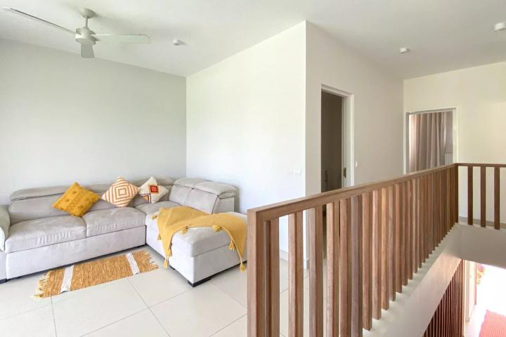 GRAND GAUBE – Magnifique duplex moderne au bord du Barachois à louer
