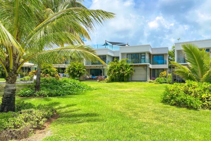 GRAND GAUBE – Magnifique duplex moderne au bord du Barachois à louer