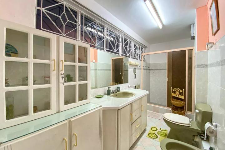 QUATRE BORNES - элегантный апартамент 135 м² в аренду, комфорт и идеальная локация