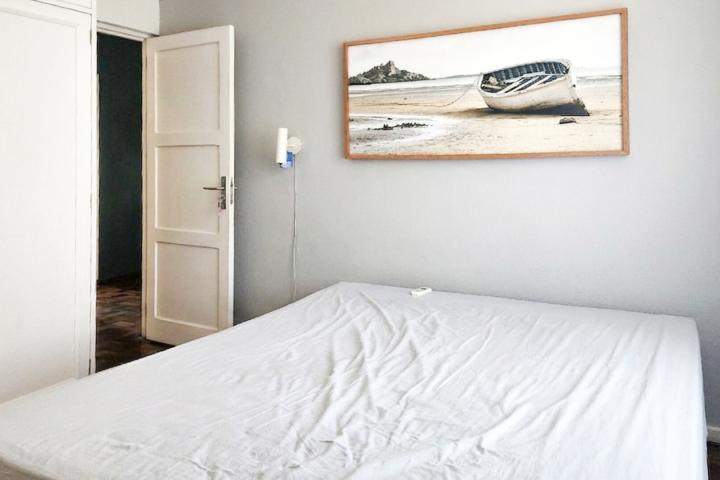 180 sqm furnished apartment with panoramic view for rent in Floréal
