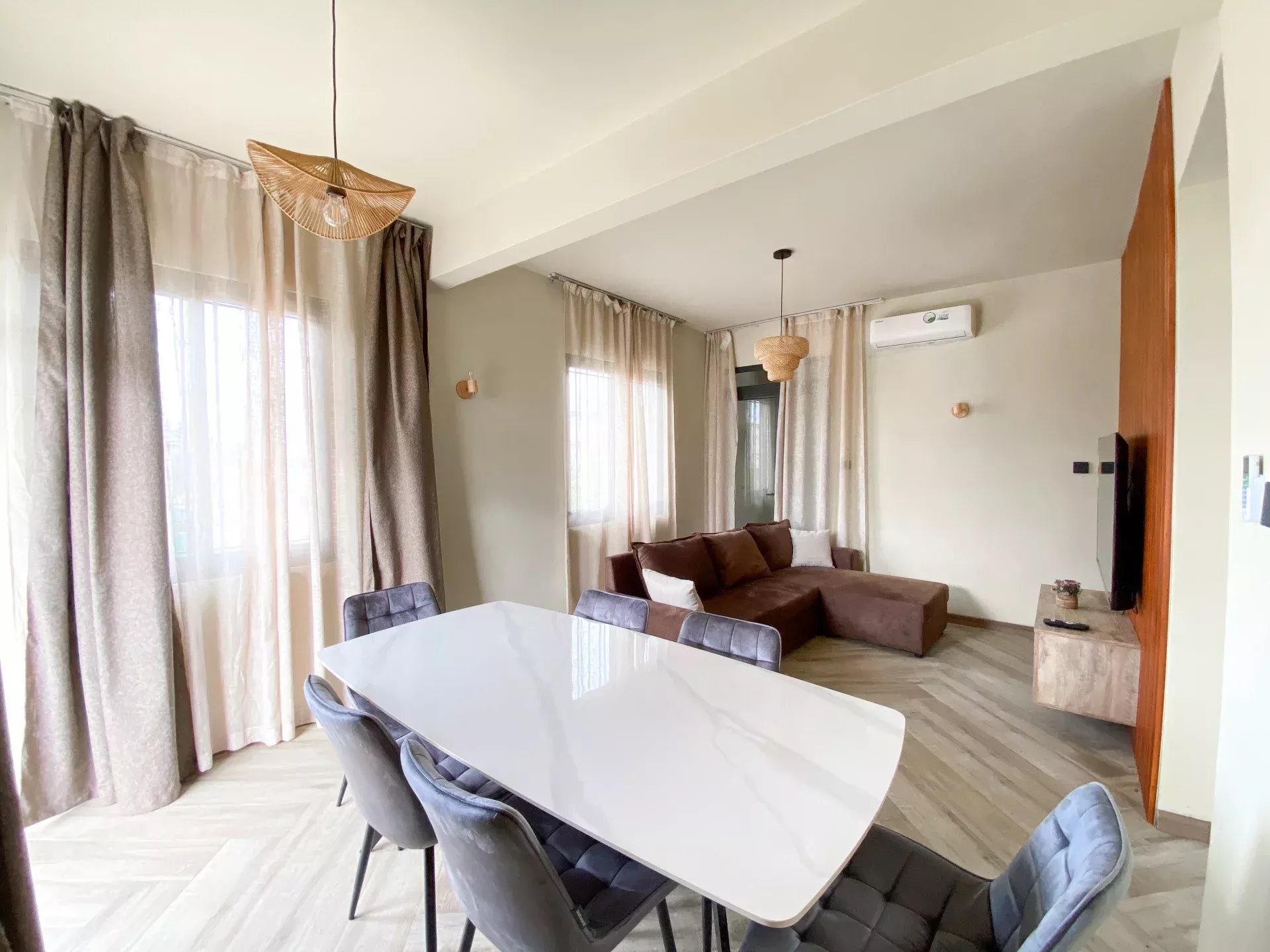 Trou aux Biches – À louer appartement neuf de 2 chambres avec piscine