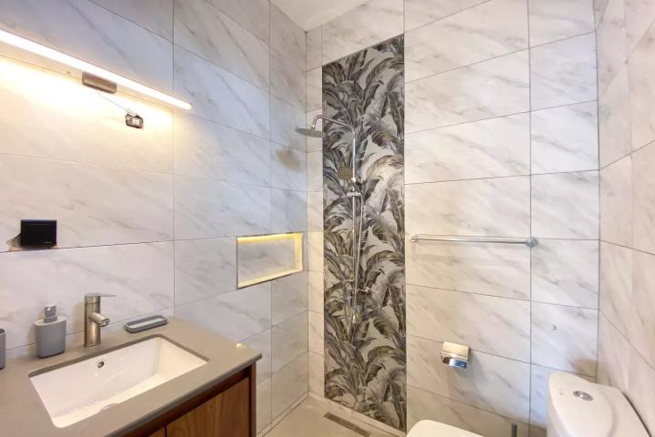 Trou aux Biches – À louer appartement neuf de 2 chambres avec piscine