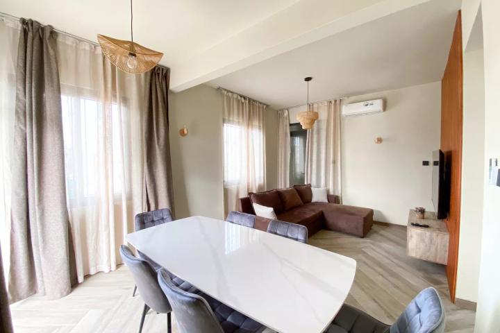 Trou aux Biches – À louer appartement neuf de 2 chambres avec piscine