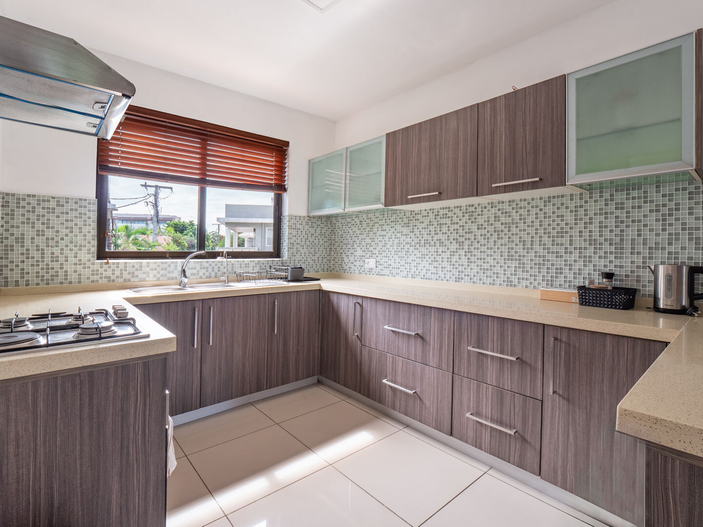 Appartement rénové 3 chambres à louer à La Preneuse