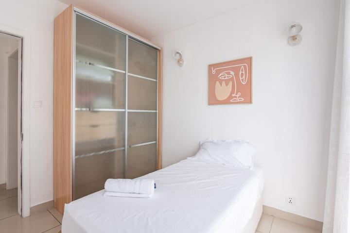 Appartement rénové 3 chambres à louer à La Preneuse