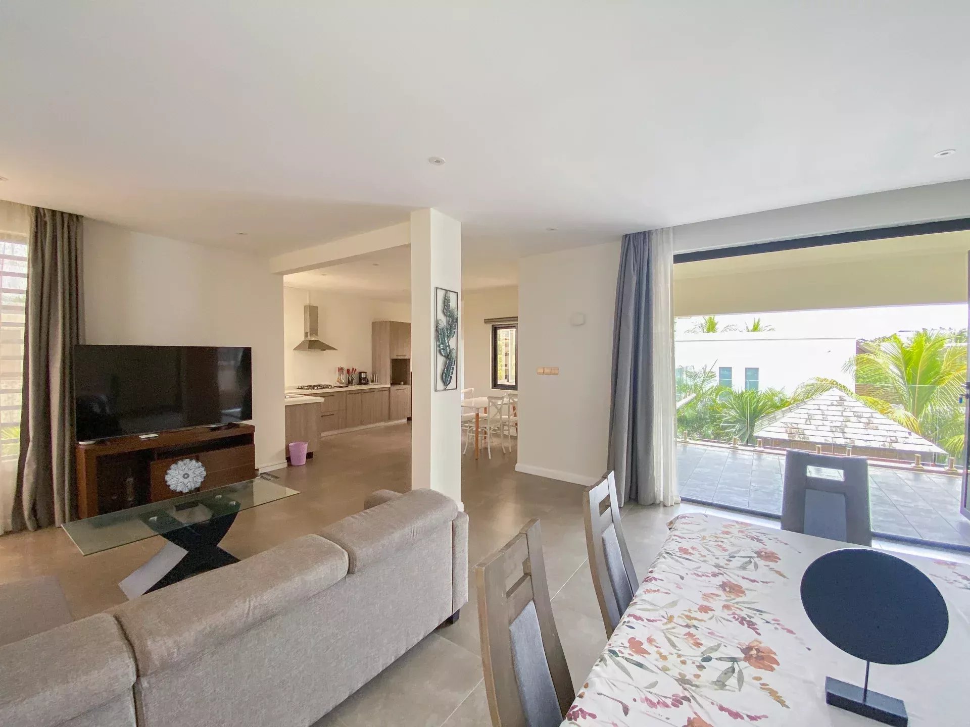 Mon Choisy - exceptional villa for long-term rental