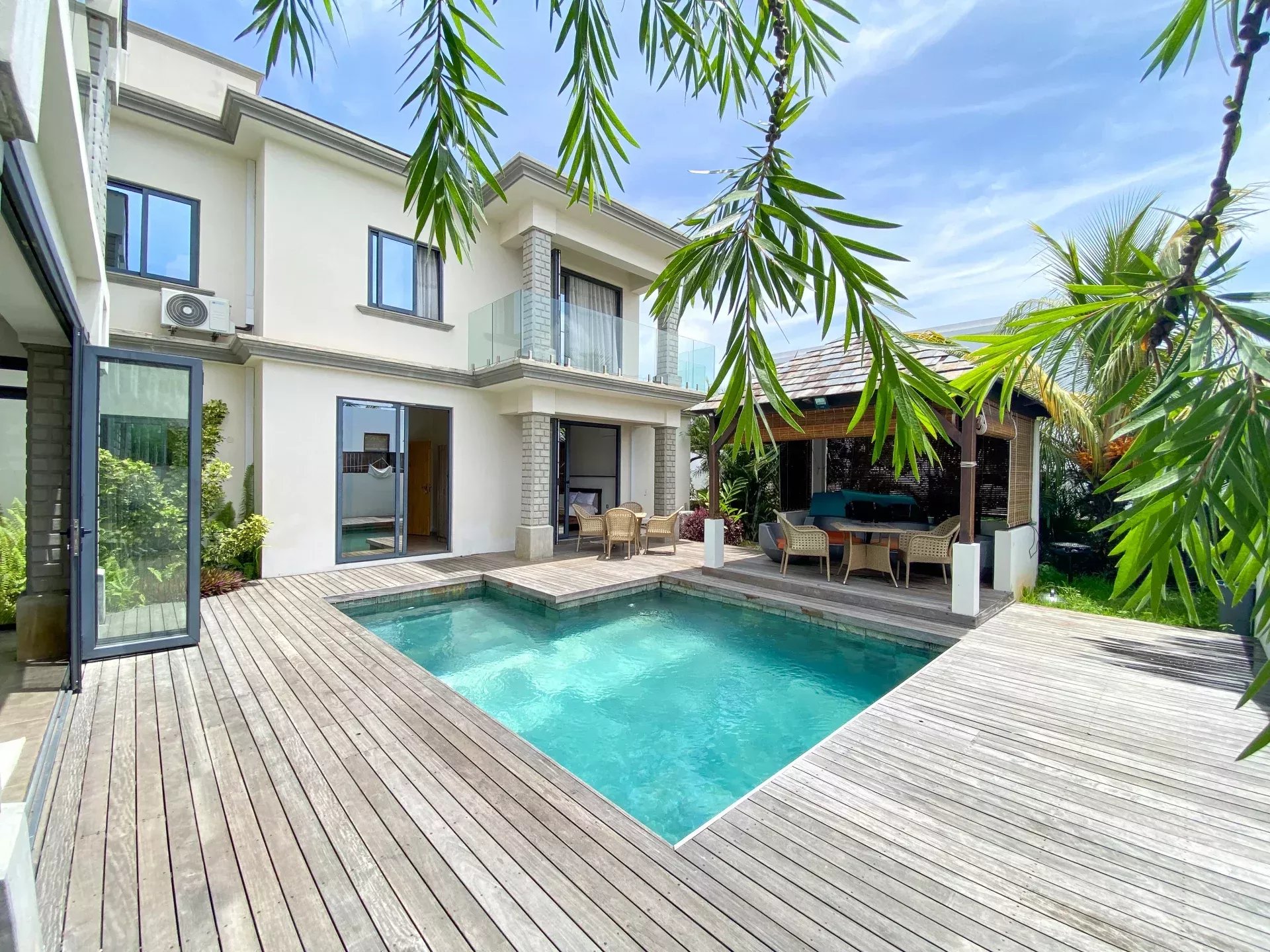 Mon Choisy - exceptional villa for long-term rental