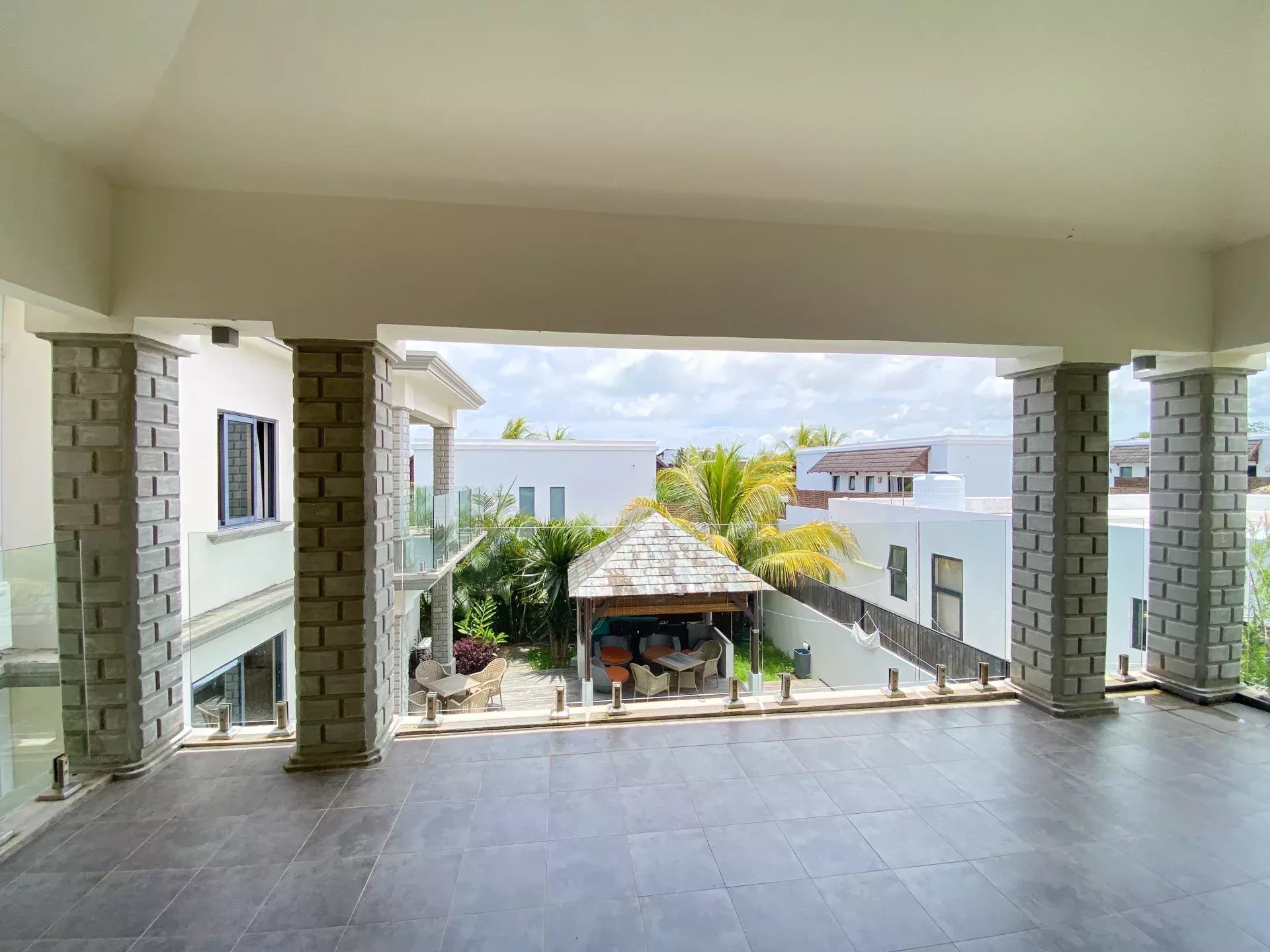 Mon Choisy - exceptional villa for long-term rental