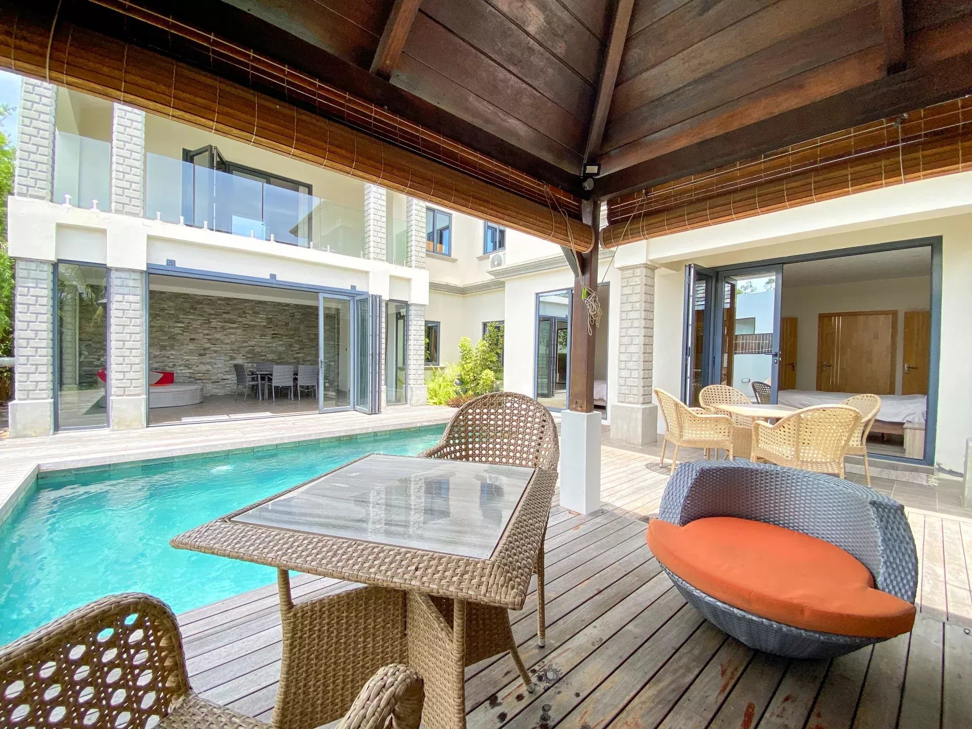 Mon Choisy - exceptional villa for long-term rental