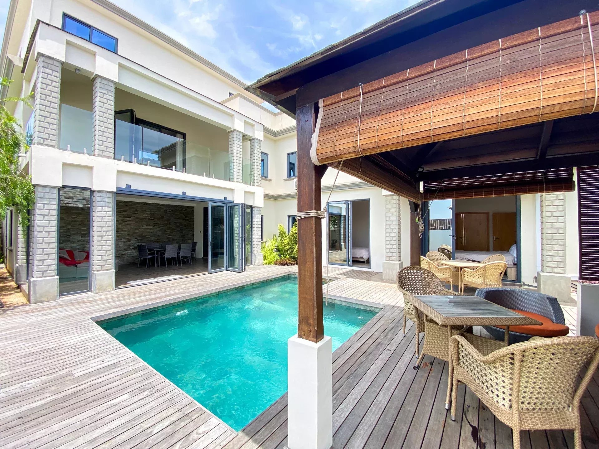 Mon Choisy - exceptional villa for long-term rental