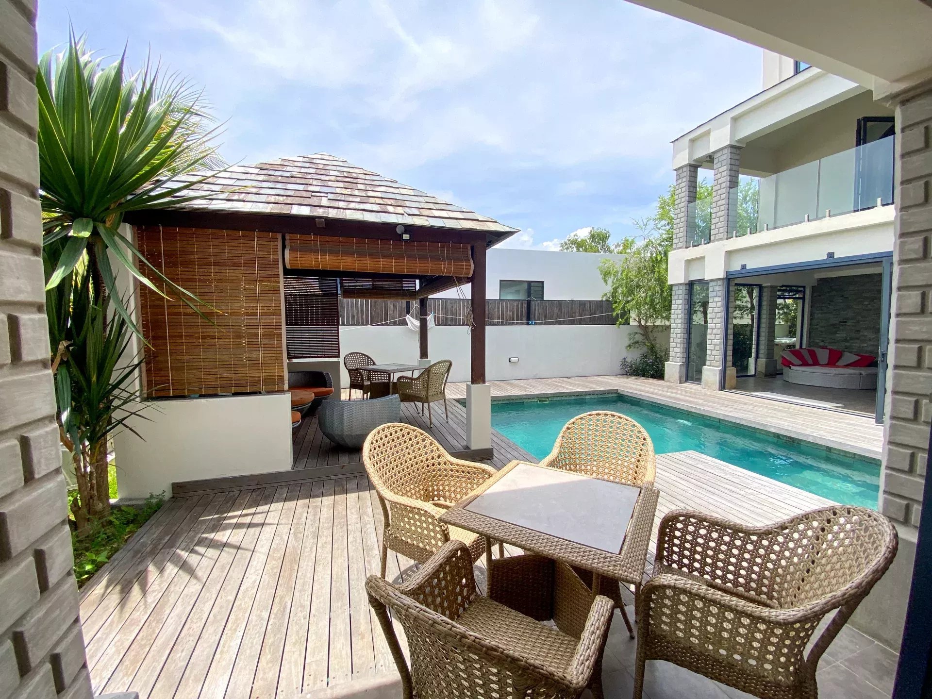 Mon Choisy - exceptional villa for long-term rental