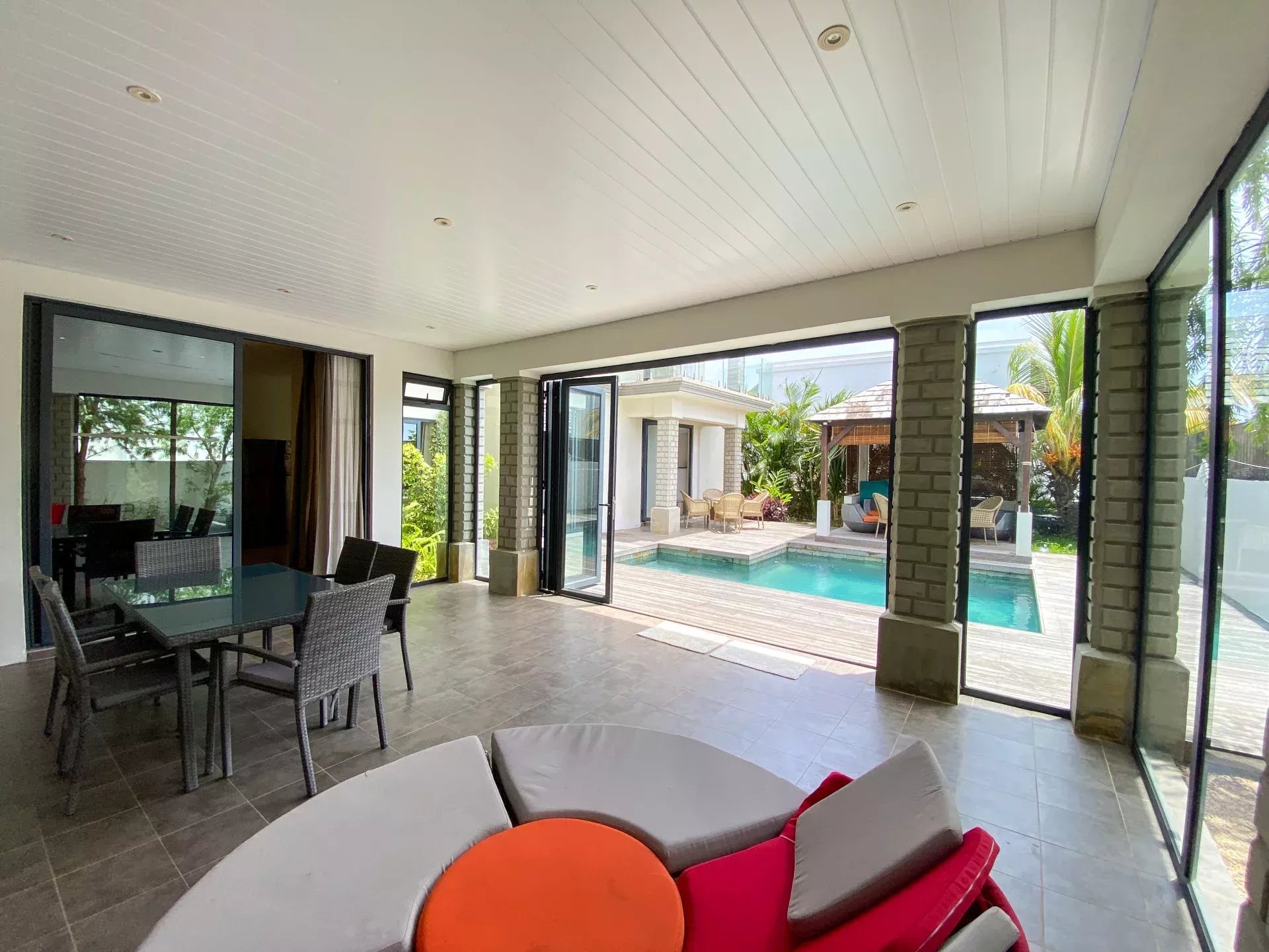 Mon Choisy - exceptional villa for long-term rental