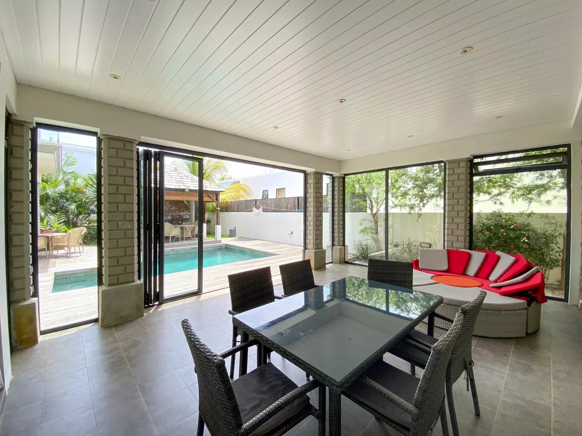 Mon Choisy - exceptional villa for long-term rental