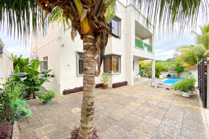 Trou aux Biches – À louer Villa récente à 200m de la plage