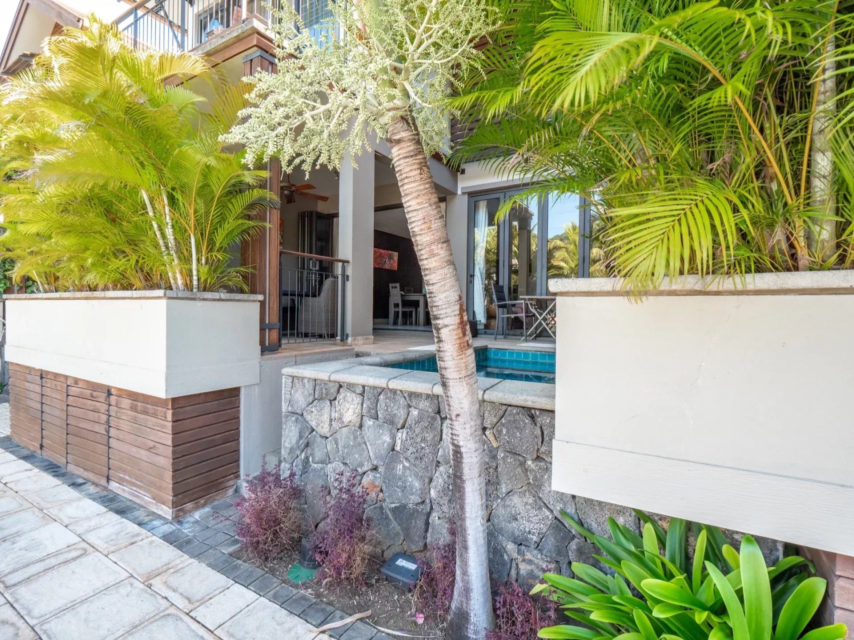 Duplex 3 chambres avec ponton privé à La Balise Marina à vendre à Rivière Noire