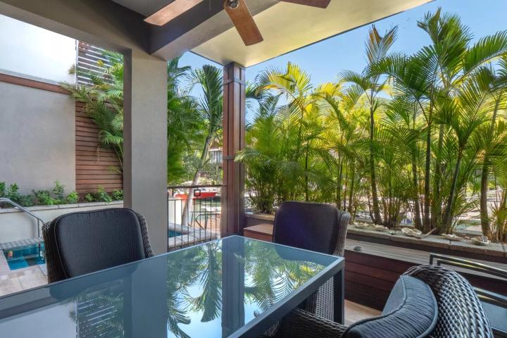 Duplex 3 chambres avec ponton privé à La Balise Marina à vendre à Rivière Noire