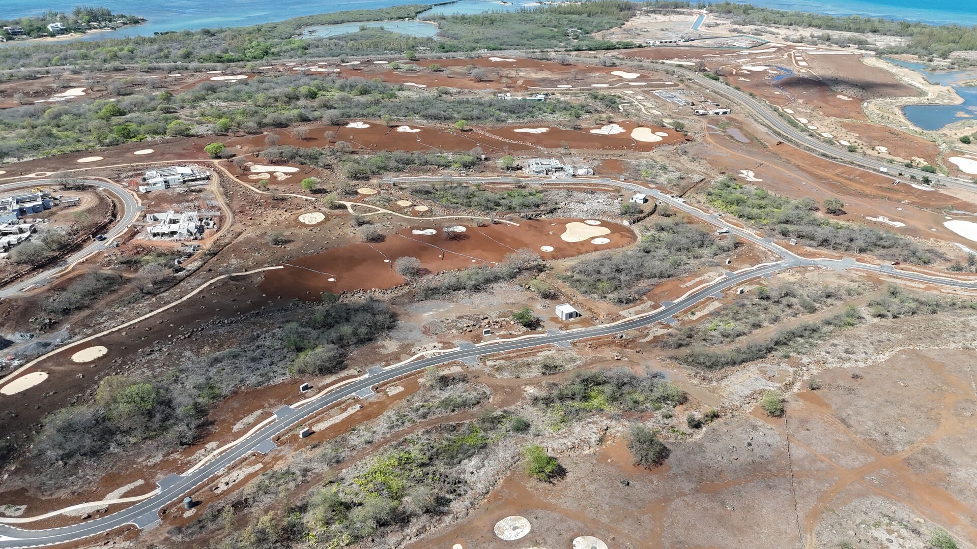 Terrain à vendre de 1 640 m² à Rivière Noire, accessible aux non-Mauriciens