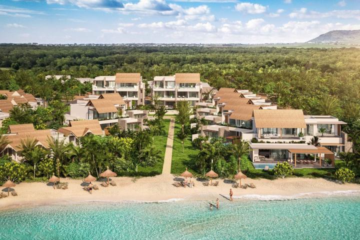 Waterfront 4-suite villa facing Le Morne