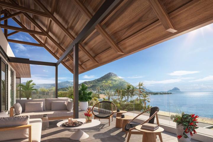 Villa pieds dans l’eau 4 suites face au Morne à vendre à Flic en Flac