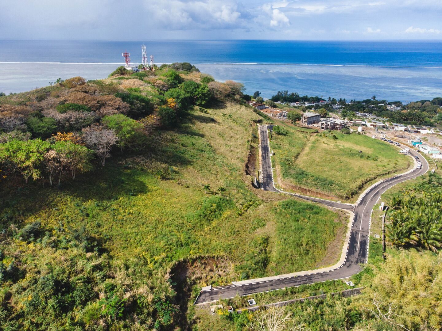 Terrain constructible avec vue mer à vendre à Baie du Cap