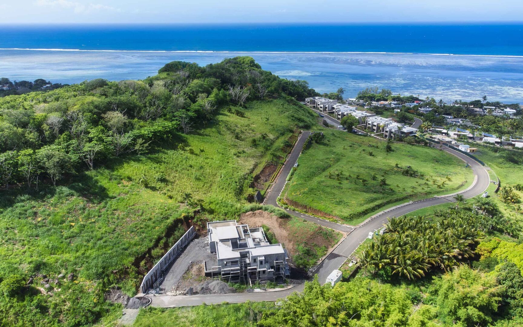 Terrain constructible avec vue mer à vendre à Baie du Cap