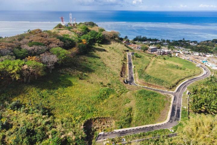 Terrain constructible avec vue mer à vendre à Baie du Cap