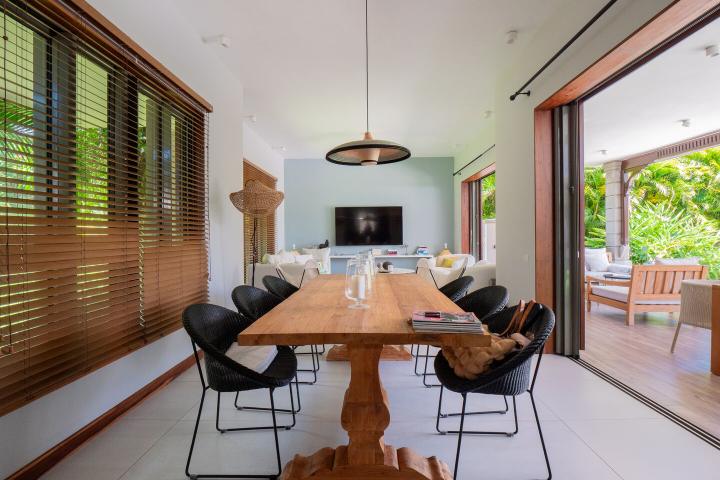 Maison meublée de 270 m² sur le golf de Bel Ombre à vendre