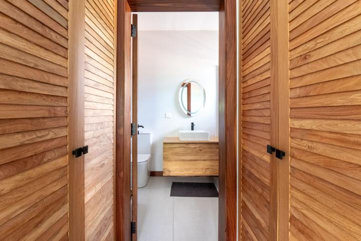 Maison meublée de 270 m² sur le golf de Bel Ombre à vendre