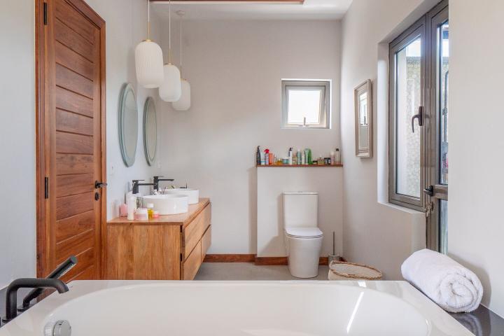 Maison meublée de 270 m² sur le golf de Bel Ombre à vendre