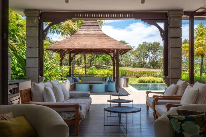 Maison meublée de 270 m² sur le golf de Bel Ombre à vendre
