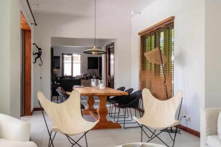 Maison meublée de 270 m² sur le golf de Bel Ombre à vendre