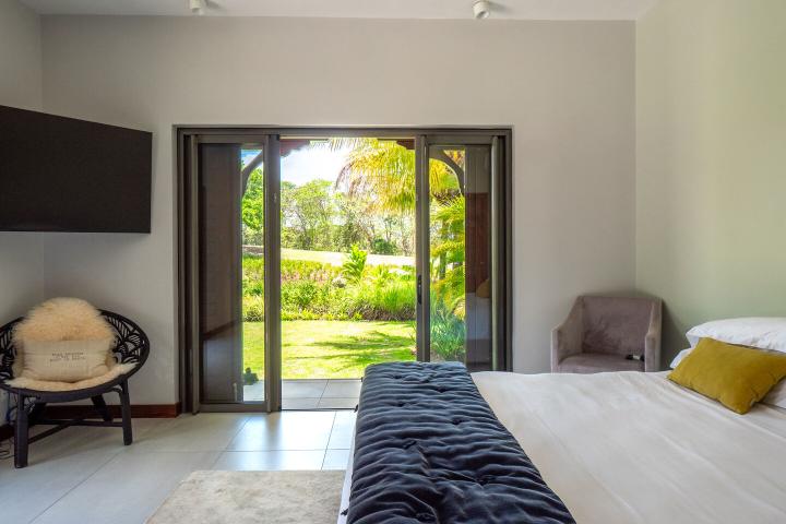 Maison meublée de 270 m² sur le golf de Bel Ombre à vendre