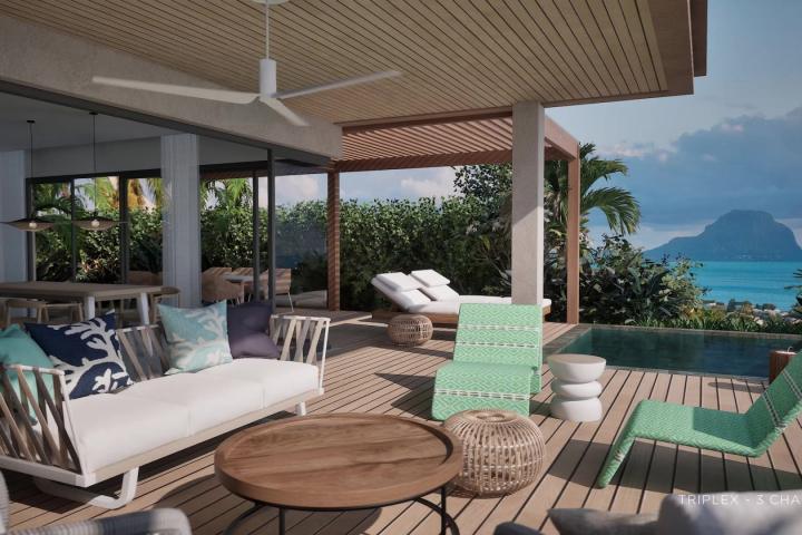 3-bedroom triplex for sale in Tamarin with private pool and ocean view