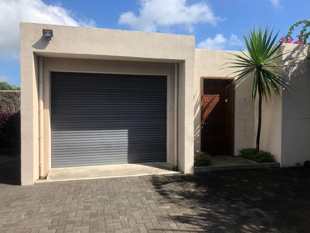 Pereybere – Prestige villa accessible to foreigners with swimming pool for sale