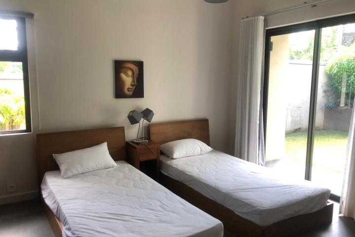 Pereybere – Villa de Prestige accessible aux étrangers avec piscine à vendre