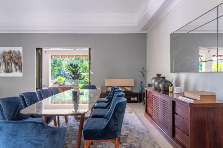 Single-storey 4-bedroom villa to rent in Tamarin Golf