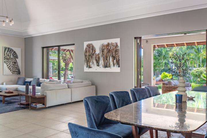 Single-storey 4-bedroom villa to rent in Tamarin Golf