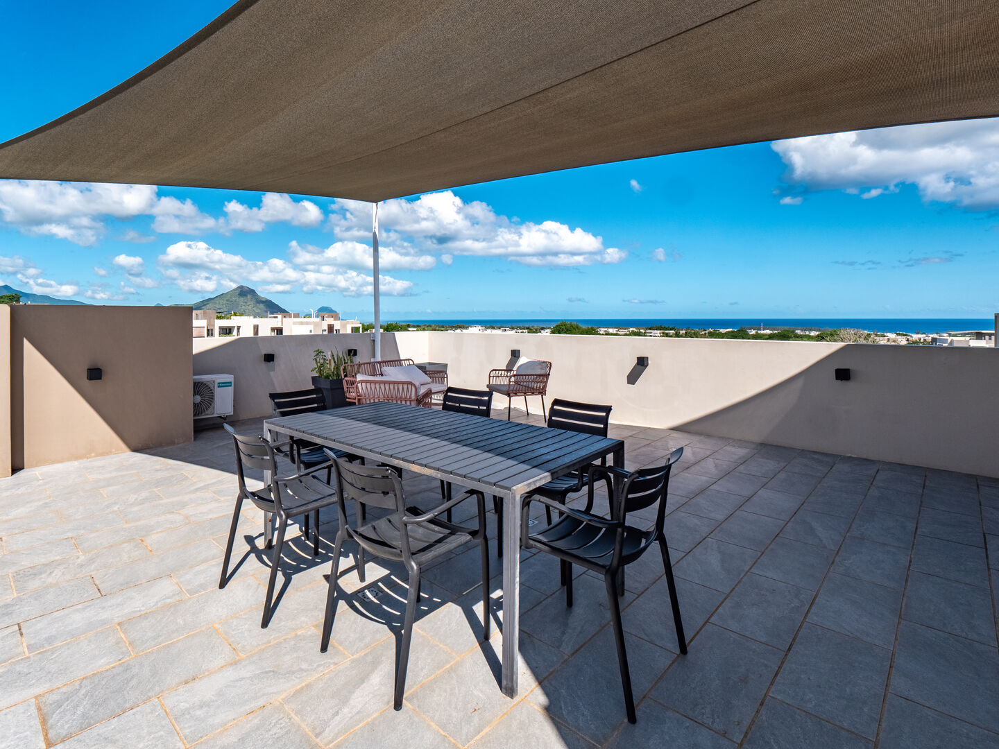 Appartement meublé à louer à Flic en Flac avec rooftop