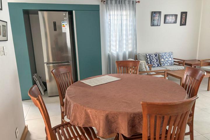 Duplex avec piscine privée à Rivière Noire à louer