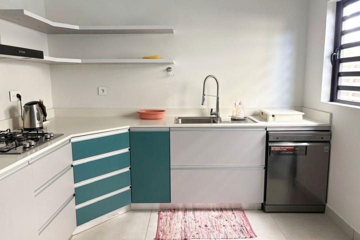 Duplex avec piscine privée à Rivière Noire à louer