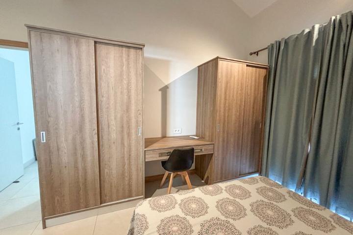 Duplex avec piscine privée à Rivière Noire à louer