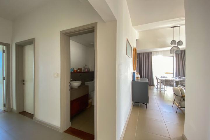 AZURI – Penthouse de prestige à louer à long terme à Haute Rive