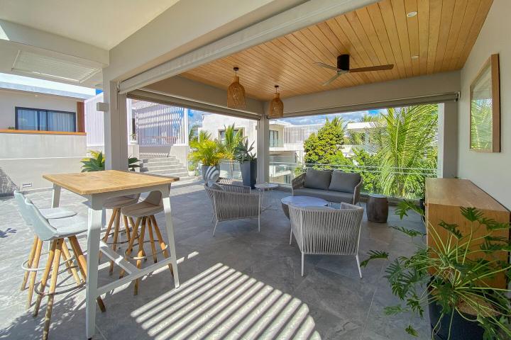 AZURI – Penthouse de prestige à louer à long terme à Haute Rive