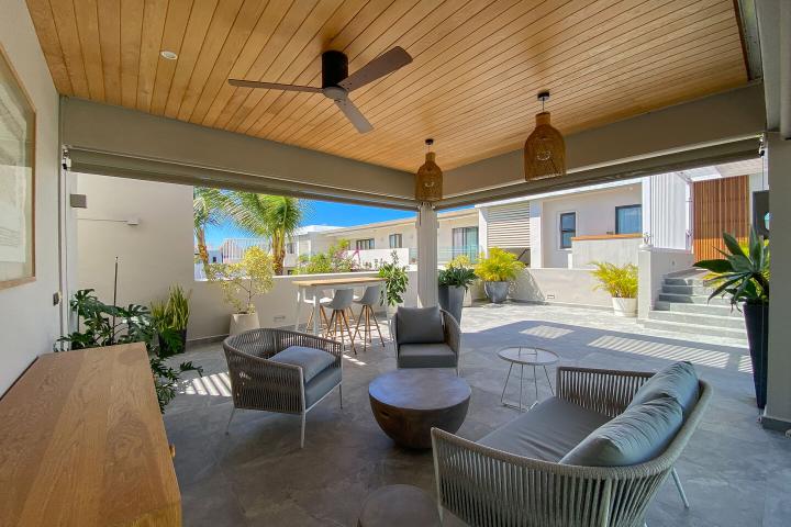 AZURI – Penthouse de prestige à louer à long terme à Haute Rive